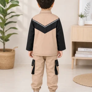 ست لباس پسرانه کرمی و سیاه ۲ پارچه مدل اسپرت - Image 3