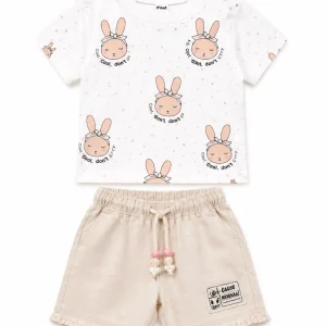 ست خرگوشی دخترانه با تیشرت و شورتک کرمی دو رنگ - Image 5