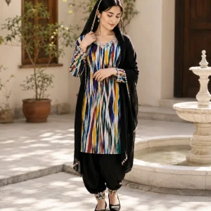ست زنانه سه تکه مدل رنگی با شال سیاه - Image 2
